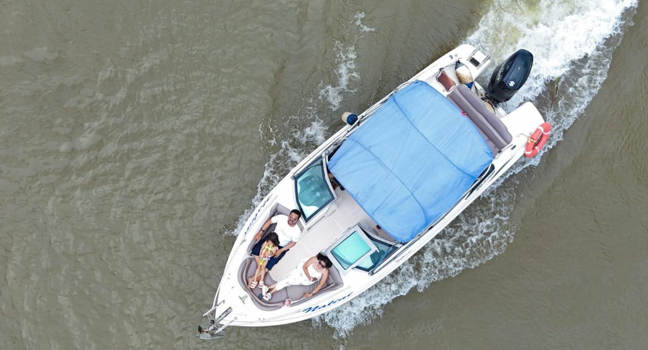 Wave Rider yacht — affordable private yacht hire in Goa