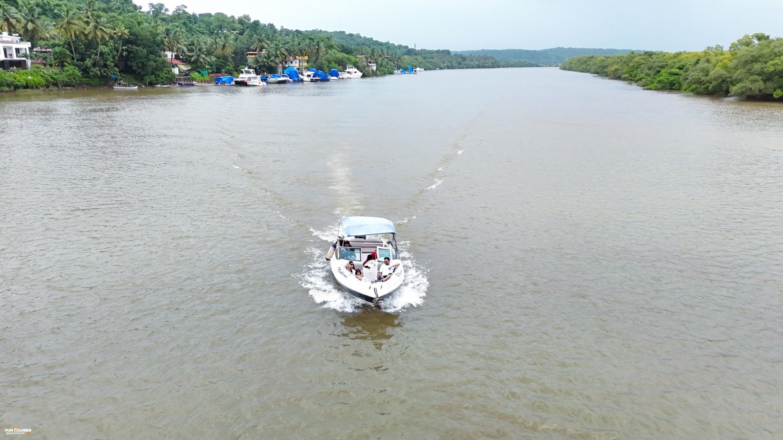 Wave Rider yacht — affordable private yacht hire in Goa