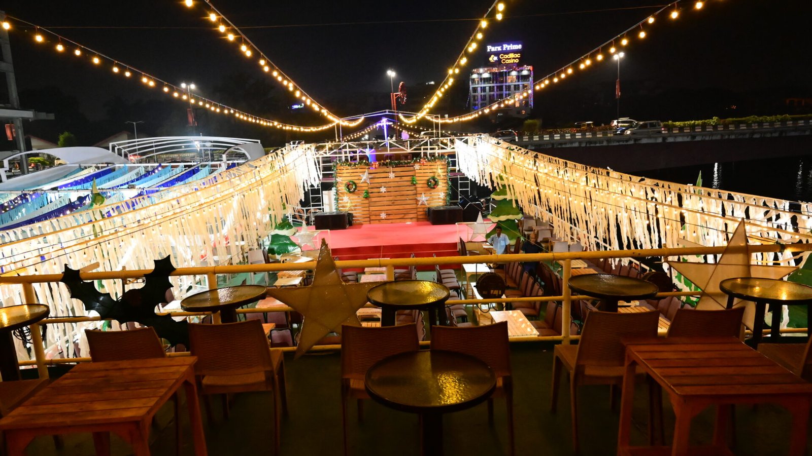 Princesa Dinner Cruise — live DJ and buffet on Mandovi River, Goa
