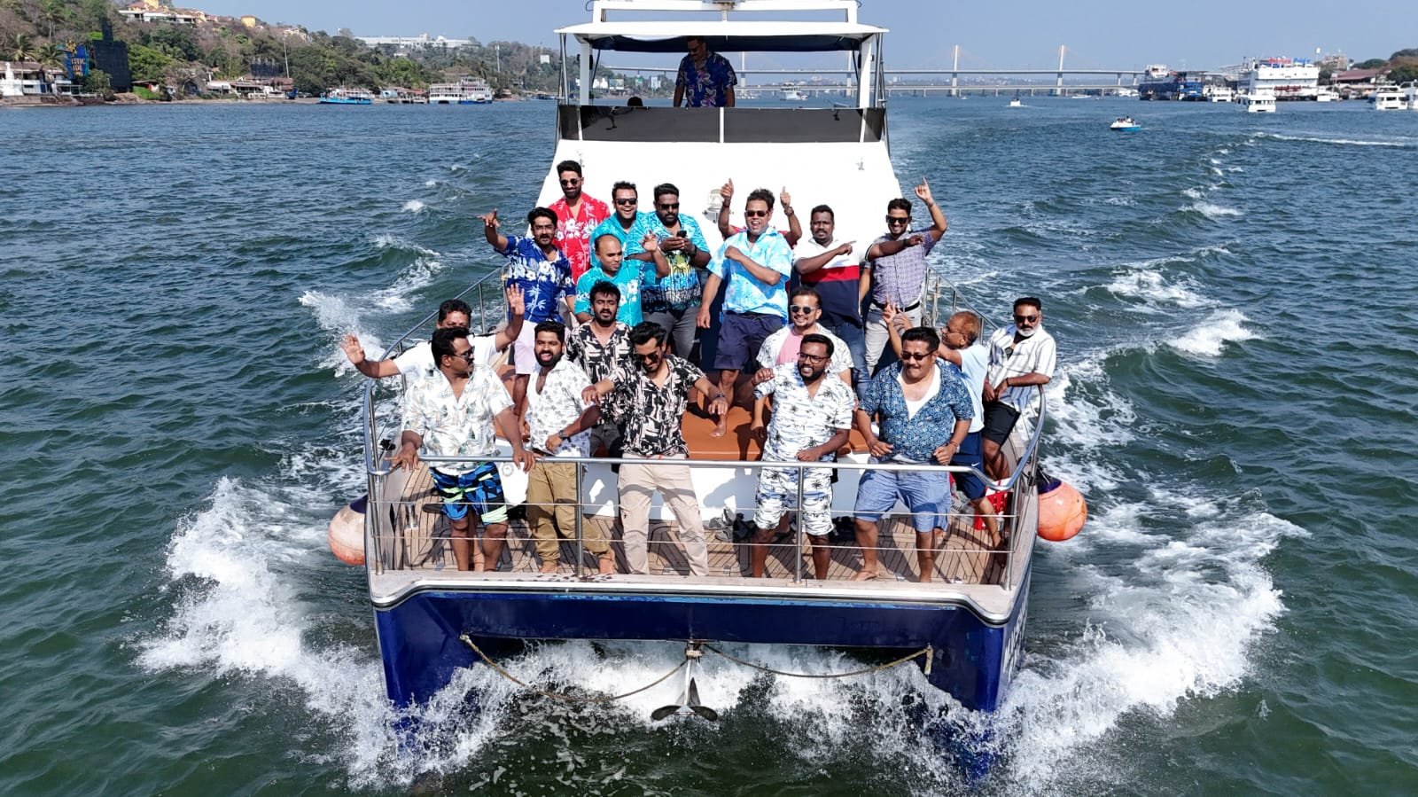 Shantam catamaran — big group cruise in Goa