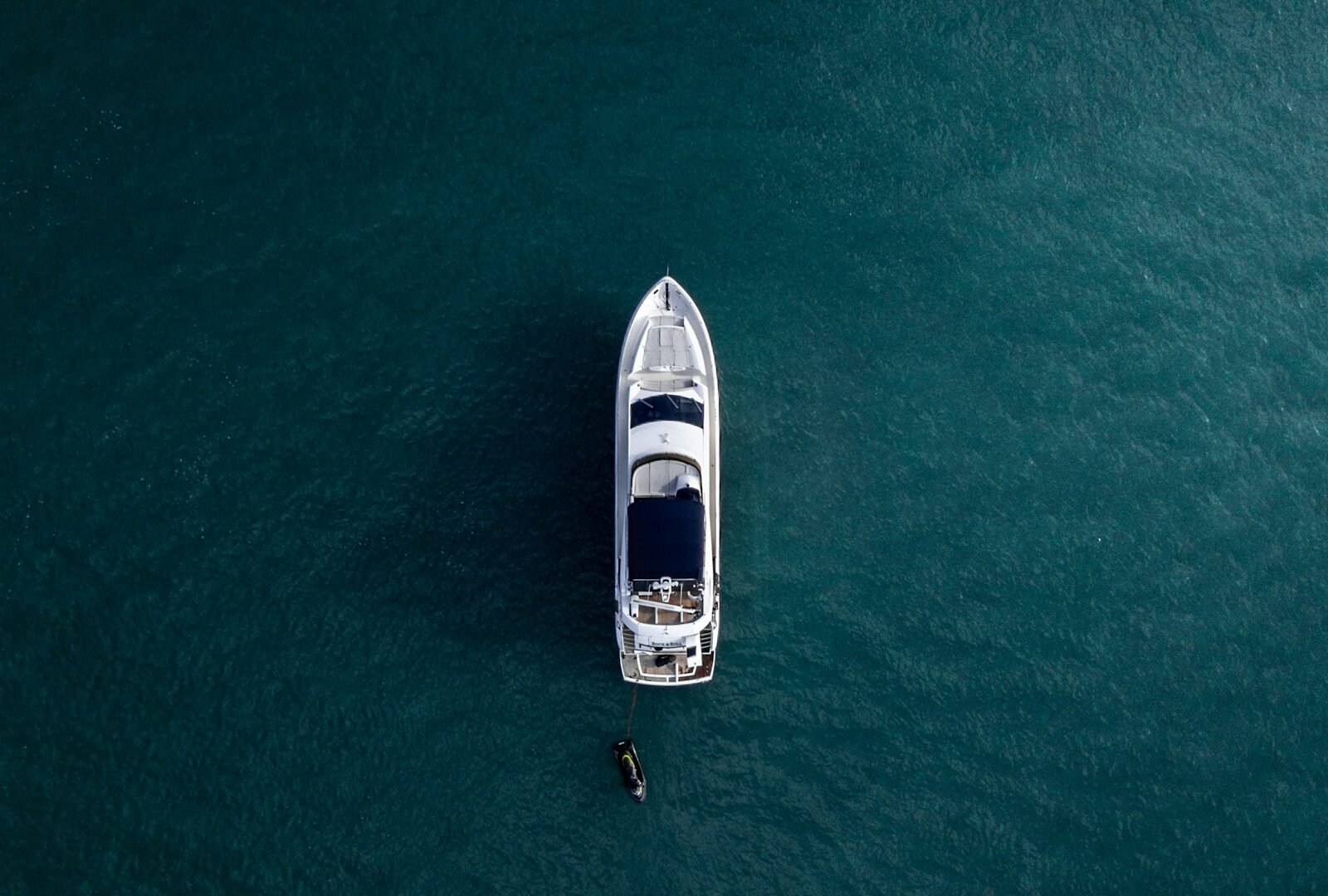 Luxury yacht hire in Goa — private 2-hour charter
